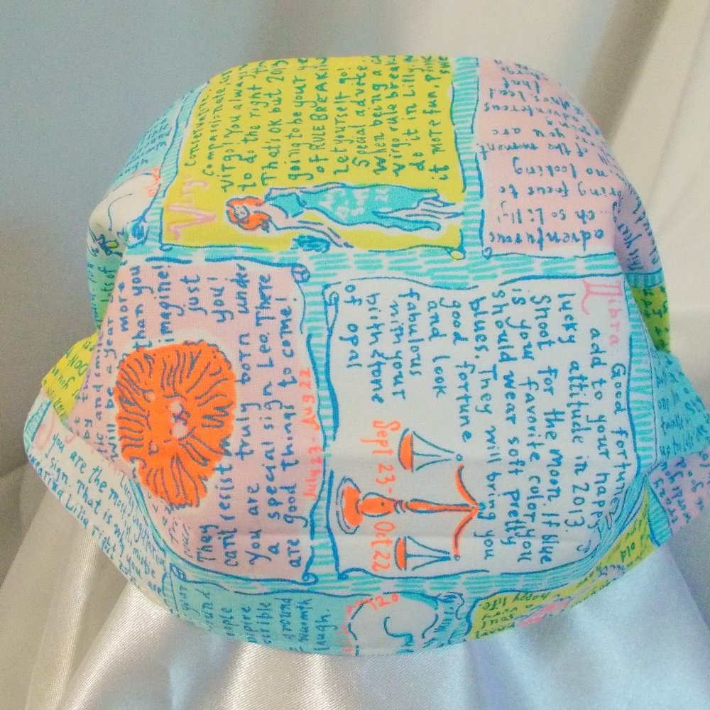 Lilly Pulitzer Pleated Face Mask Written in Stars